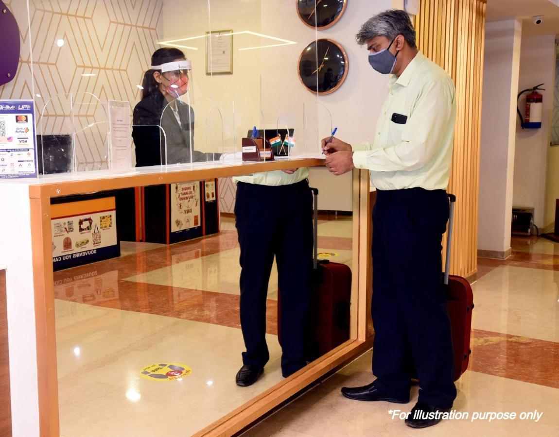 Spot On 39940 Shree Shine Hotel Satna Buitenkant foto